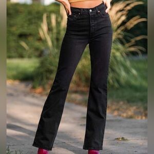 Levi’s Black Ribcage Boot Jeans